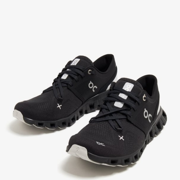 On Running Shoes - On Cloud Women's Cloud X 3 Black Lace Up Sneakers Size 7.5 #60.98696